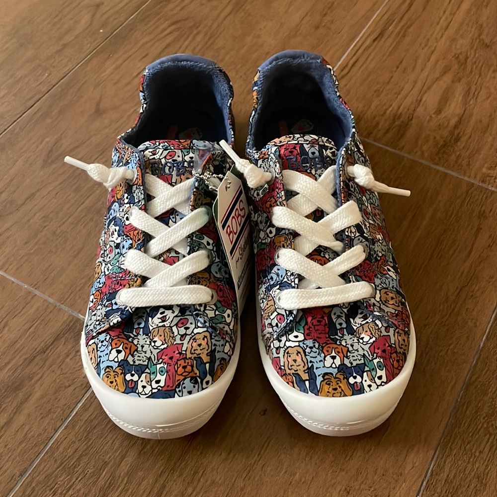 Dog Print Memory Foam Sneakers Size 6.5